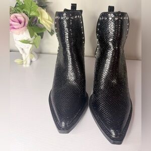 Elegant Black Snake-Print Ankle Boots